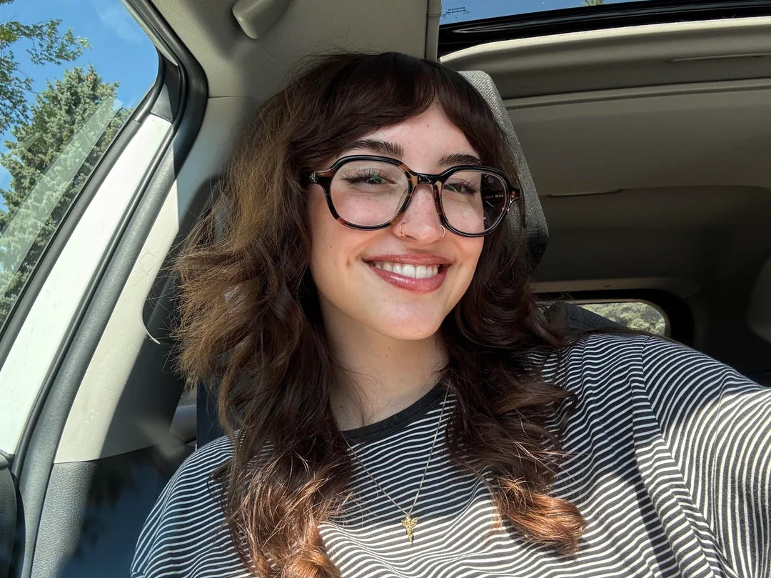 files/car-selfies-one-with-my-cat-f24-v0-a6gmzhccwnkh1.webp
